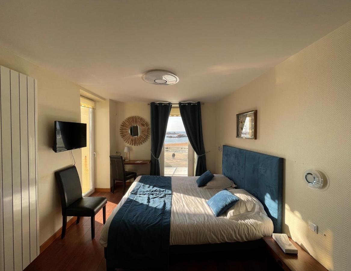 De La Hotel 3*